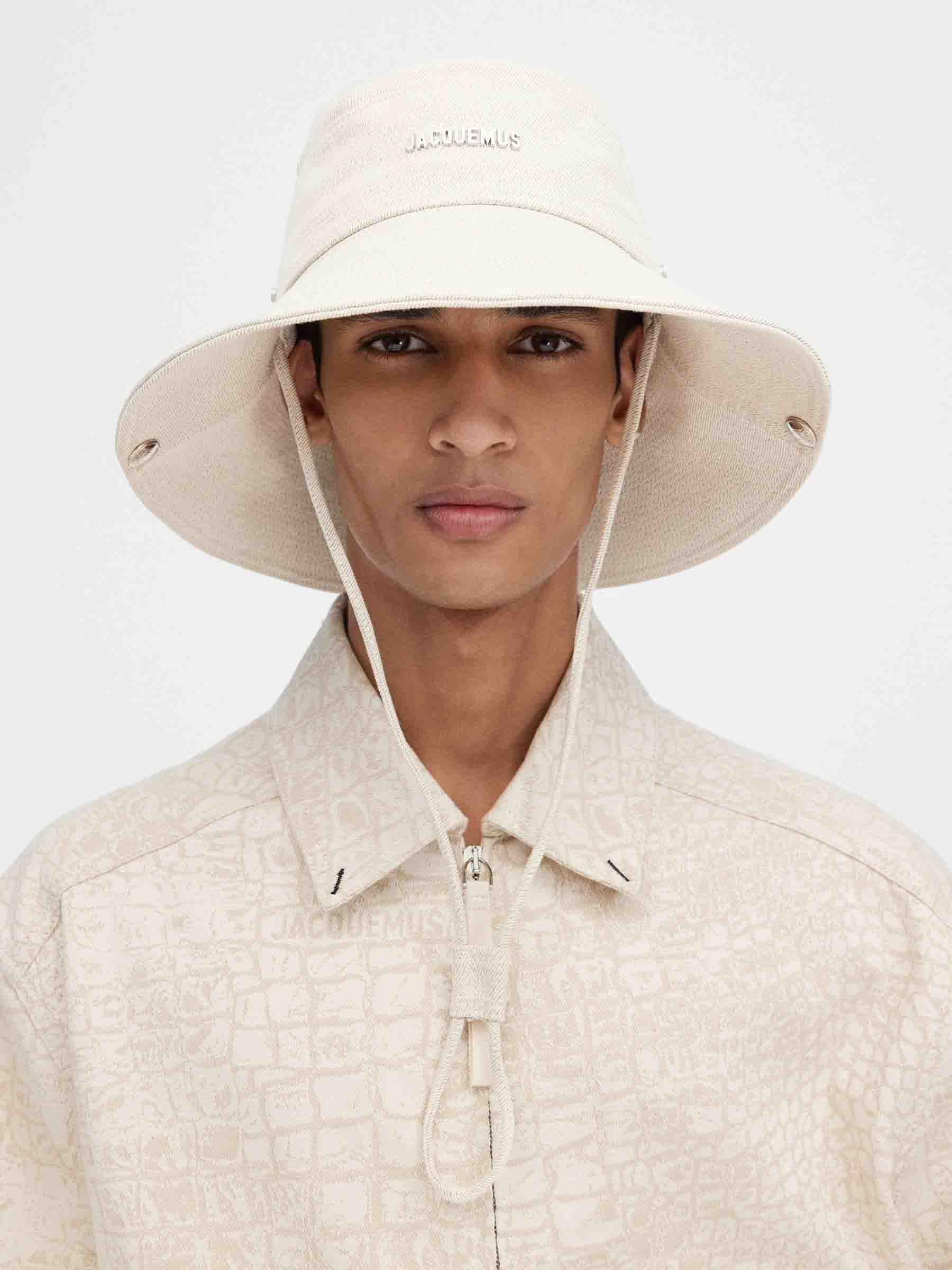 Jacquemus Hombre Barcelona Sombrero Le Bob de-Nîmes color Crema sku 697-000240 01 - Foto 2