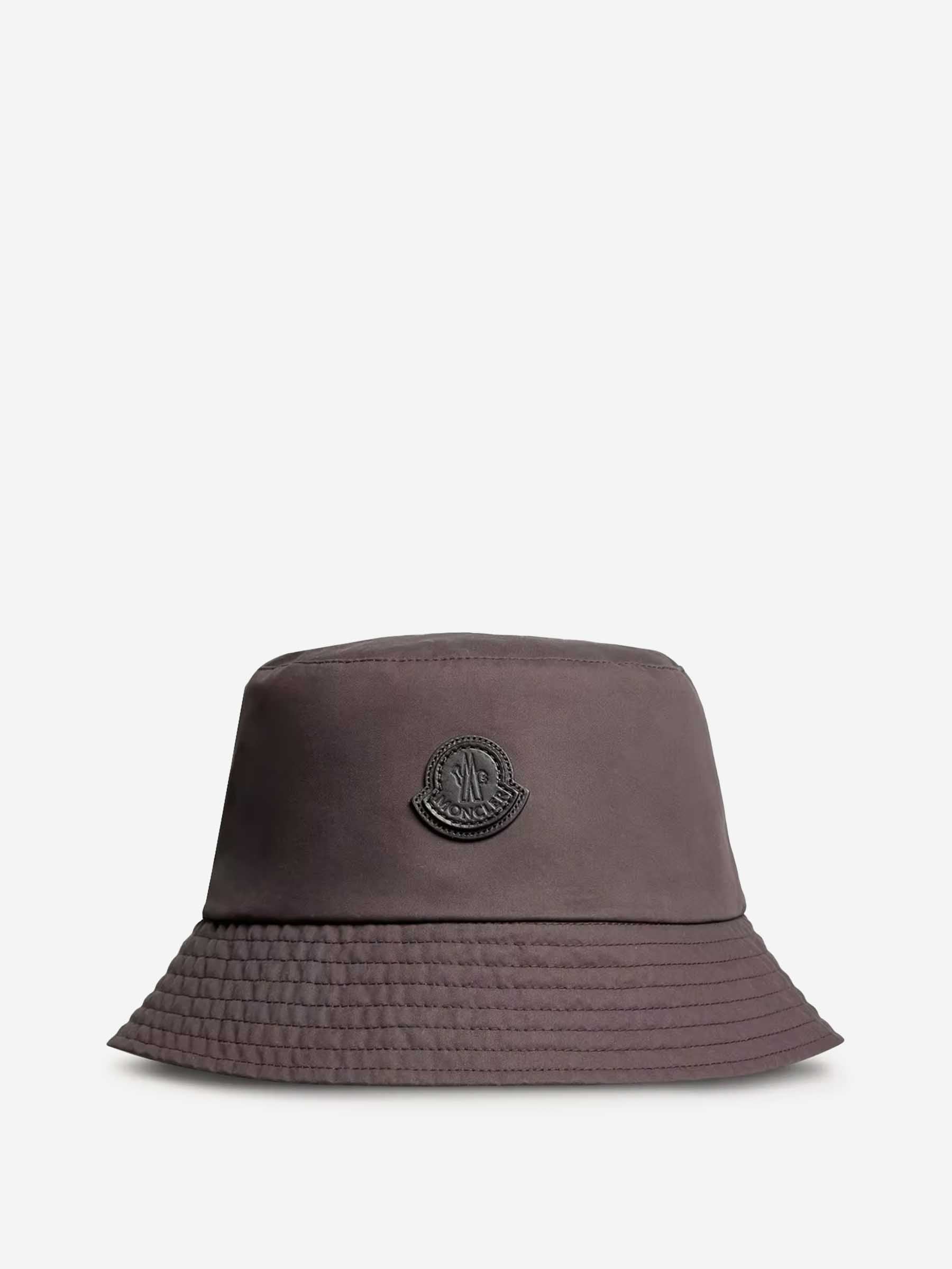 Moncler Hombre Barcelona Sombrero Pescador Algodón color Negro sku 697-000250 01 - Foto 1