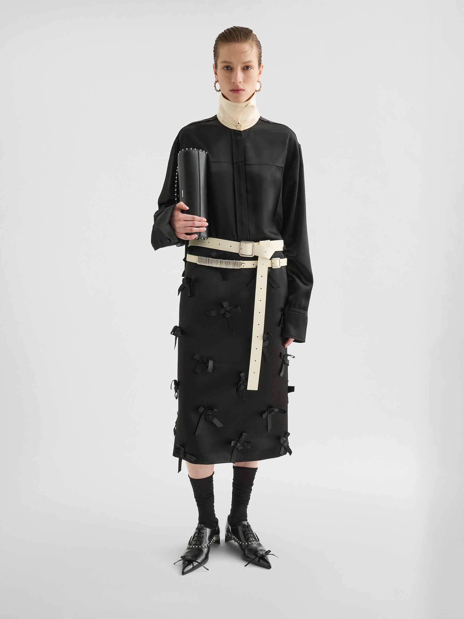 Jil Sander Mujer Barcelona Camisa Satinada Fluida color Blanco Y Negro sku 701-002293 01 - Foto 2