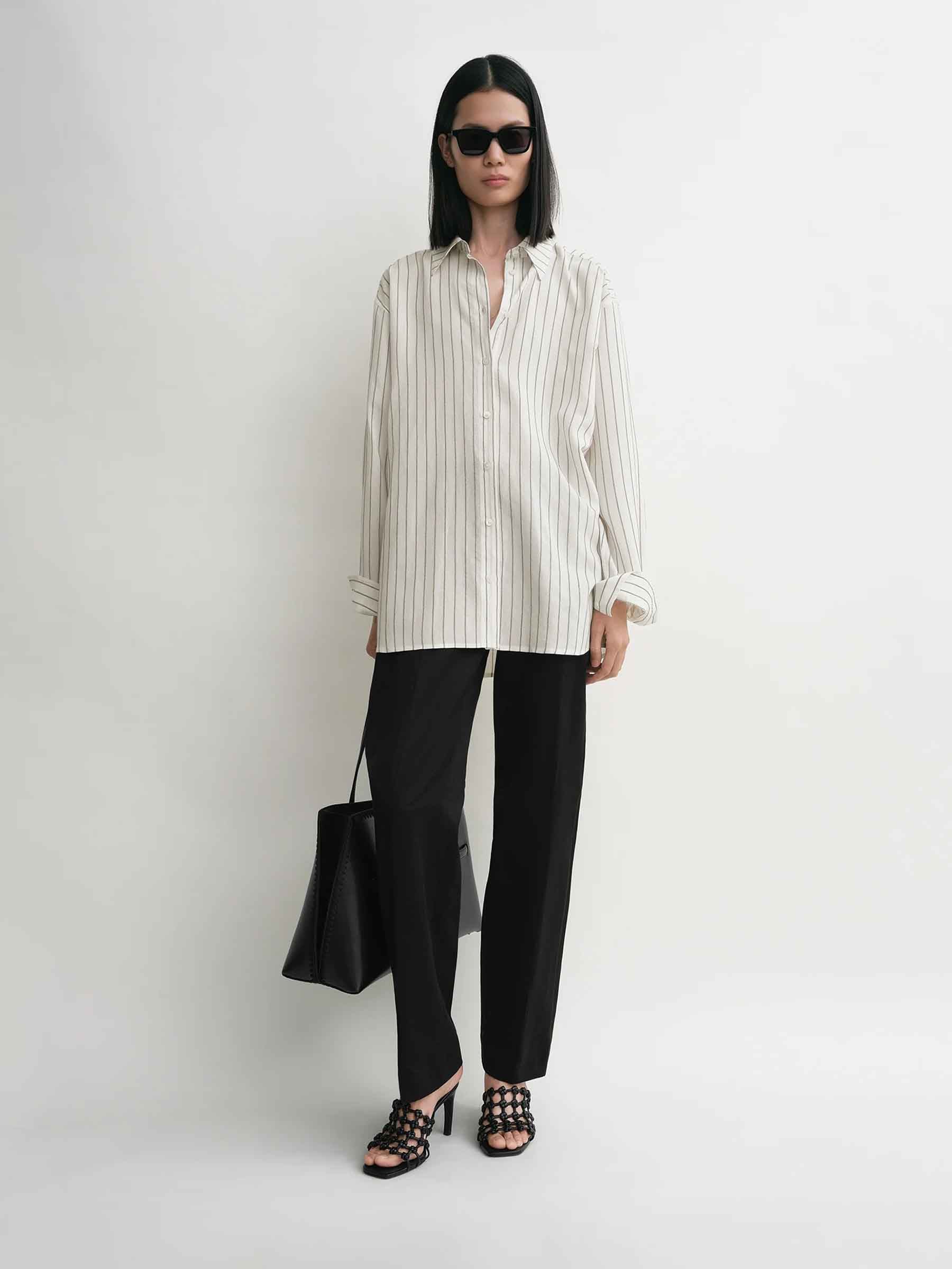 TOTEME Mujer Barcelona Camisa de rayas color Blanco sku 701-002310 01 - Foto 2