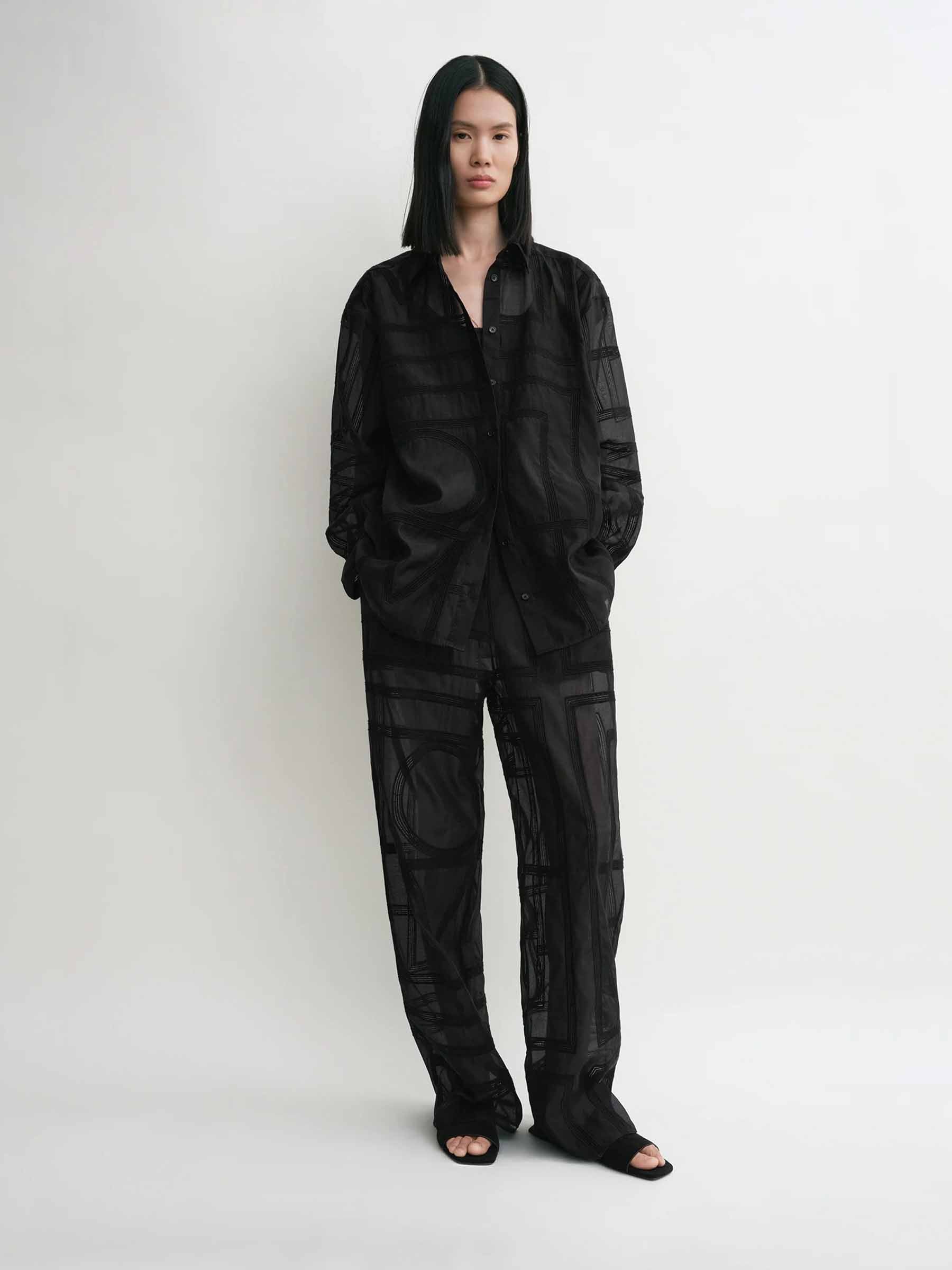 TOTEME Mujer Barcelona Camisa Crochet Seda color Negro sku 701-002311 01 - Foto 2