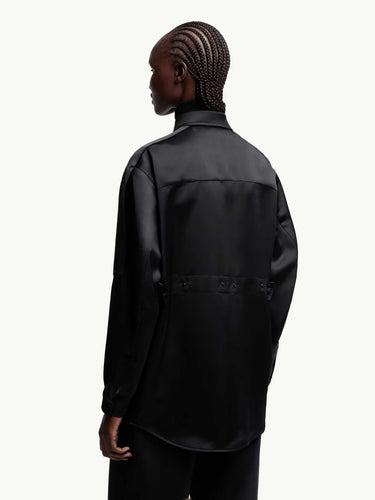 Moncler Genius Edward Enninful Mujer Barcelona Camisa Satén Lisa color Negro sku 701-002338 01 - Foto 5