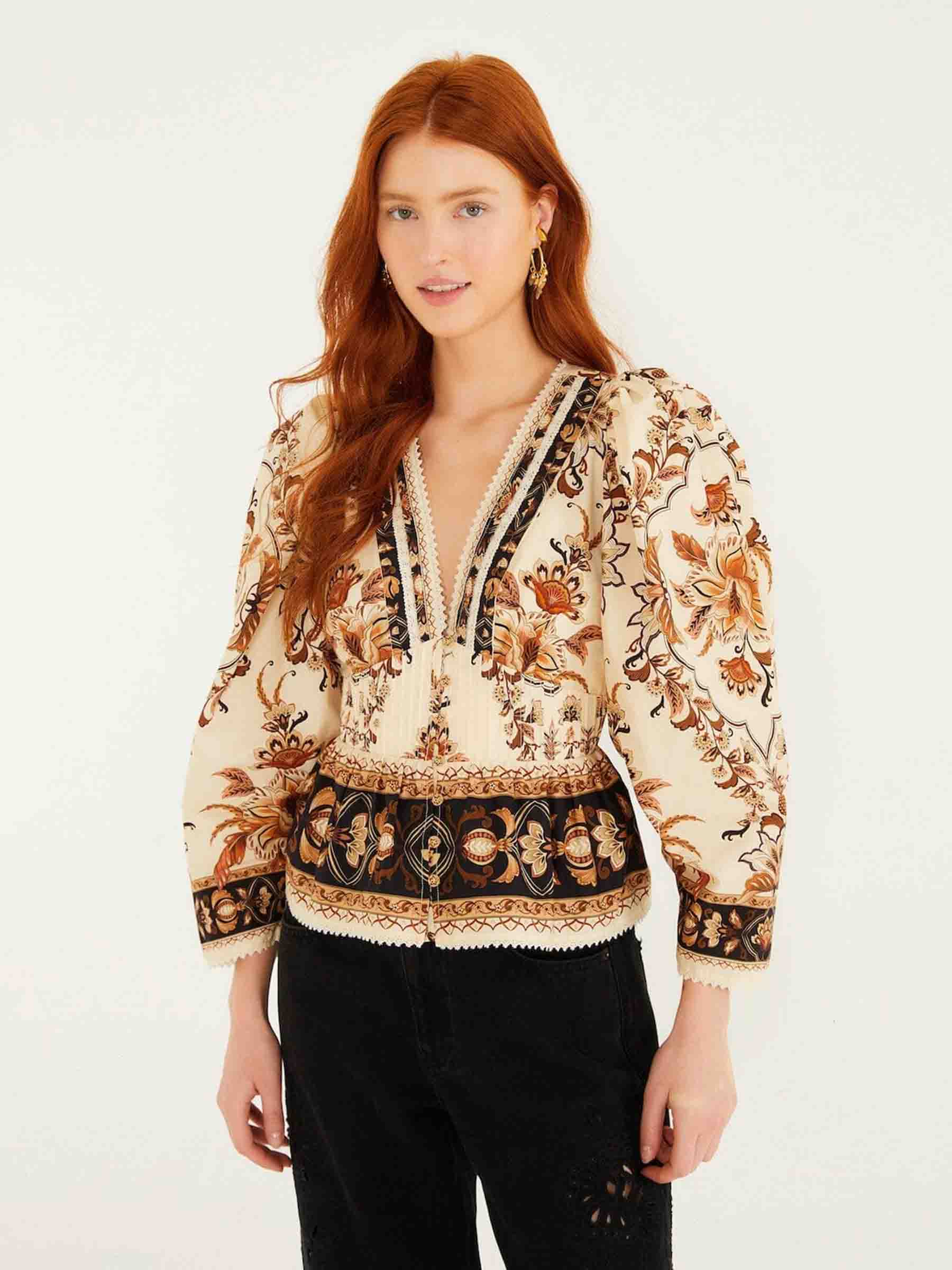 Farm Rio Mujer Barcelona Blusa Floral Estampada color Multicolor sku 701-002425 01 - Foto 1