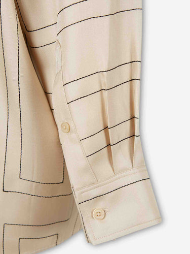 TOTEME Mujer Barcelona Camisa Monograma color Camel sku 701-002505 02 - Foto 4