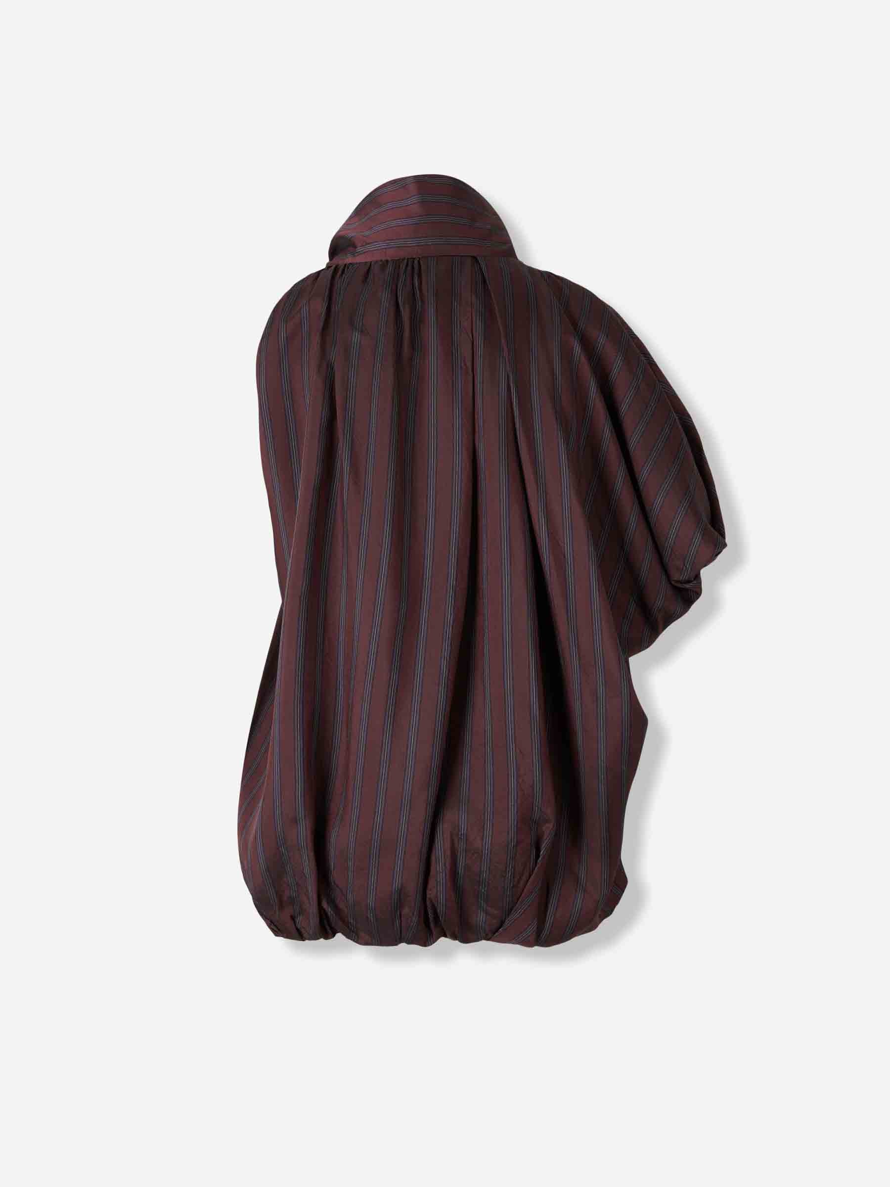 Dries Van Noten Mujer Barcelona Blusa Cocoon Cupro color Burdeos sku 702-000497 01 - Foto 2