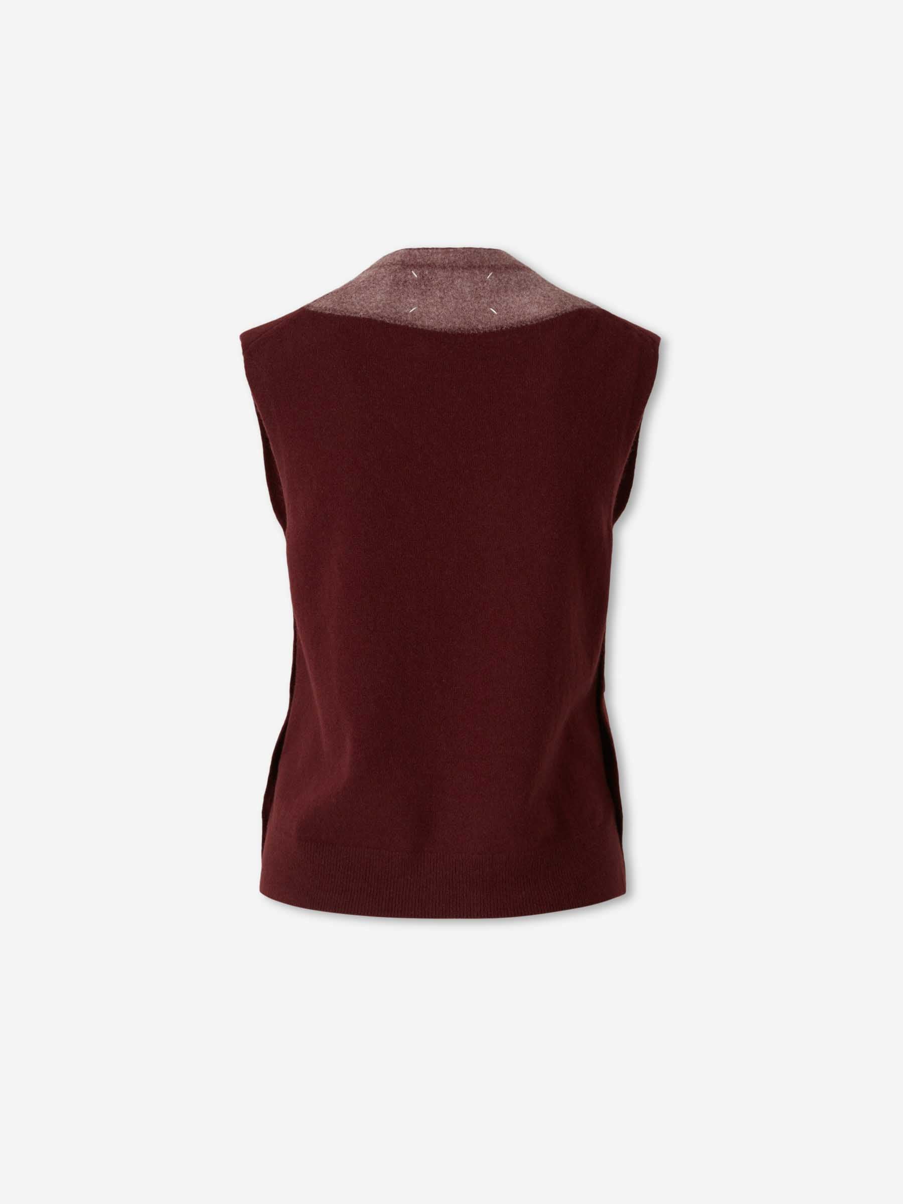 Maison Margiela Mujer Barcelona Chaleco Lana color Burdeos sku 712-000614 01 - Foto 2