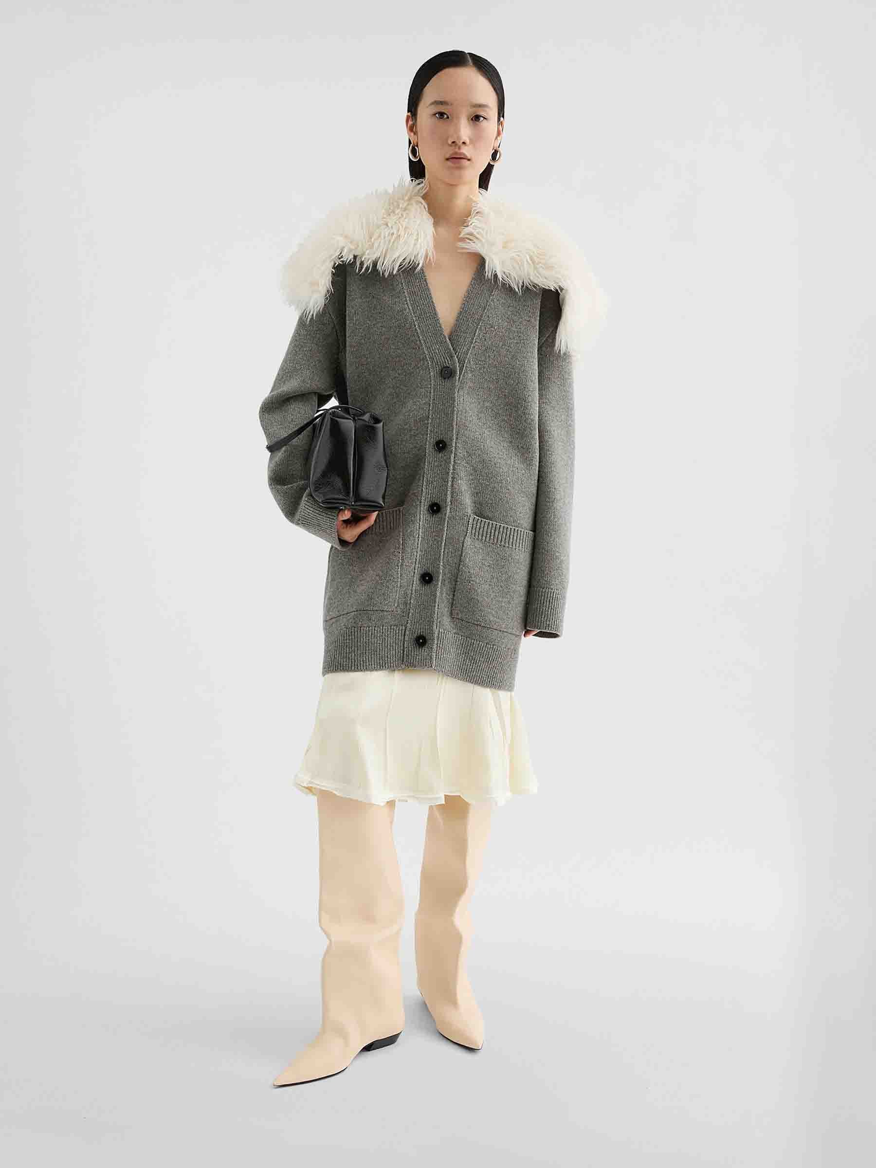 Jil Sander Mujer Barcelona Cárdigan Punto Lana color Gris Piedra sku 713-000379 01 - Foto 2