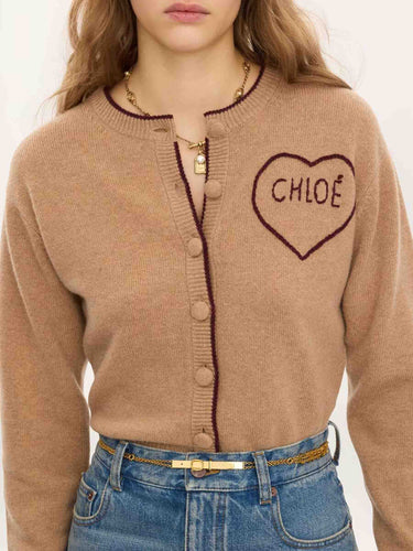 Chloé Mujer Barcelona Cárdigan Logo Corazón color Camel sku 713-000449 01 - Foto 4