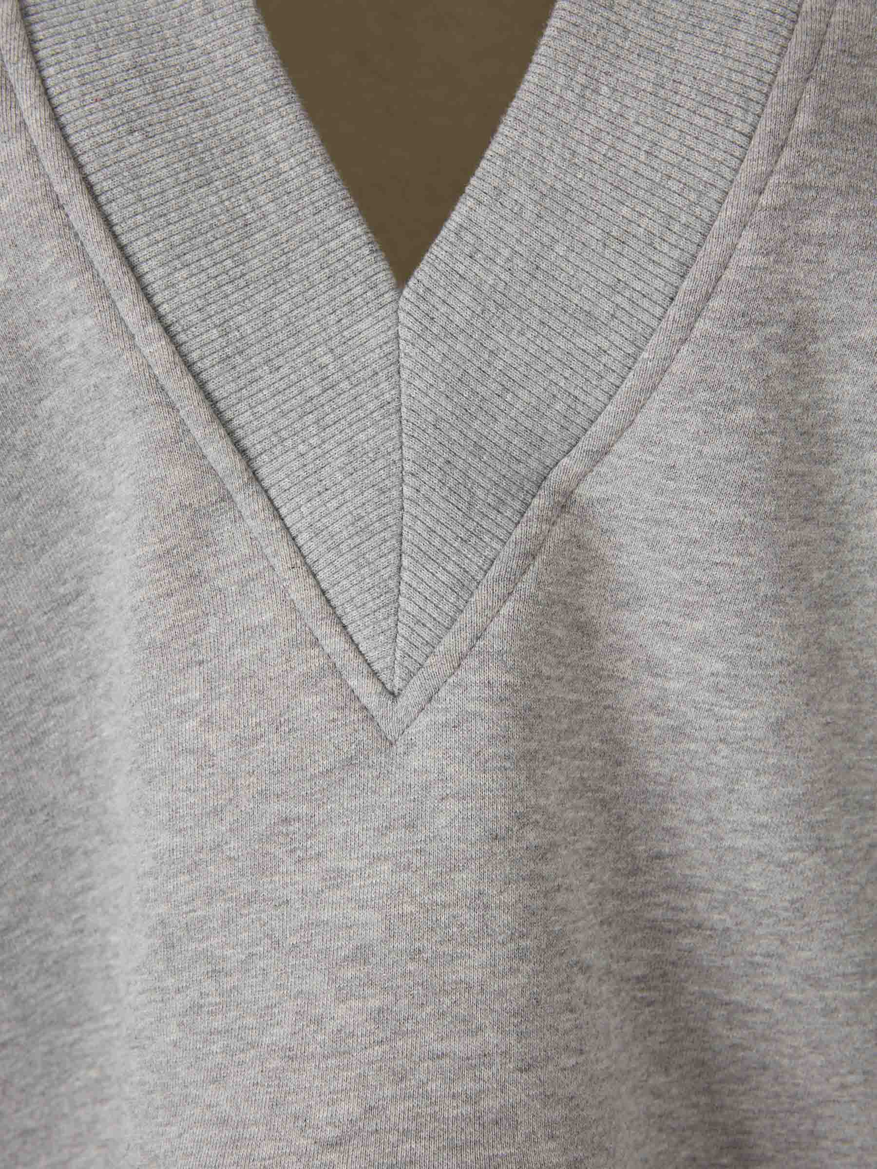 The Attico Mujer Barcelona Sudadera Pico Logo color Negro sku 715-000208 01 - Foto 2