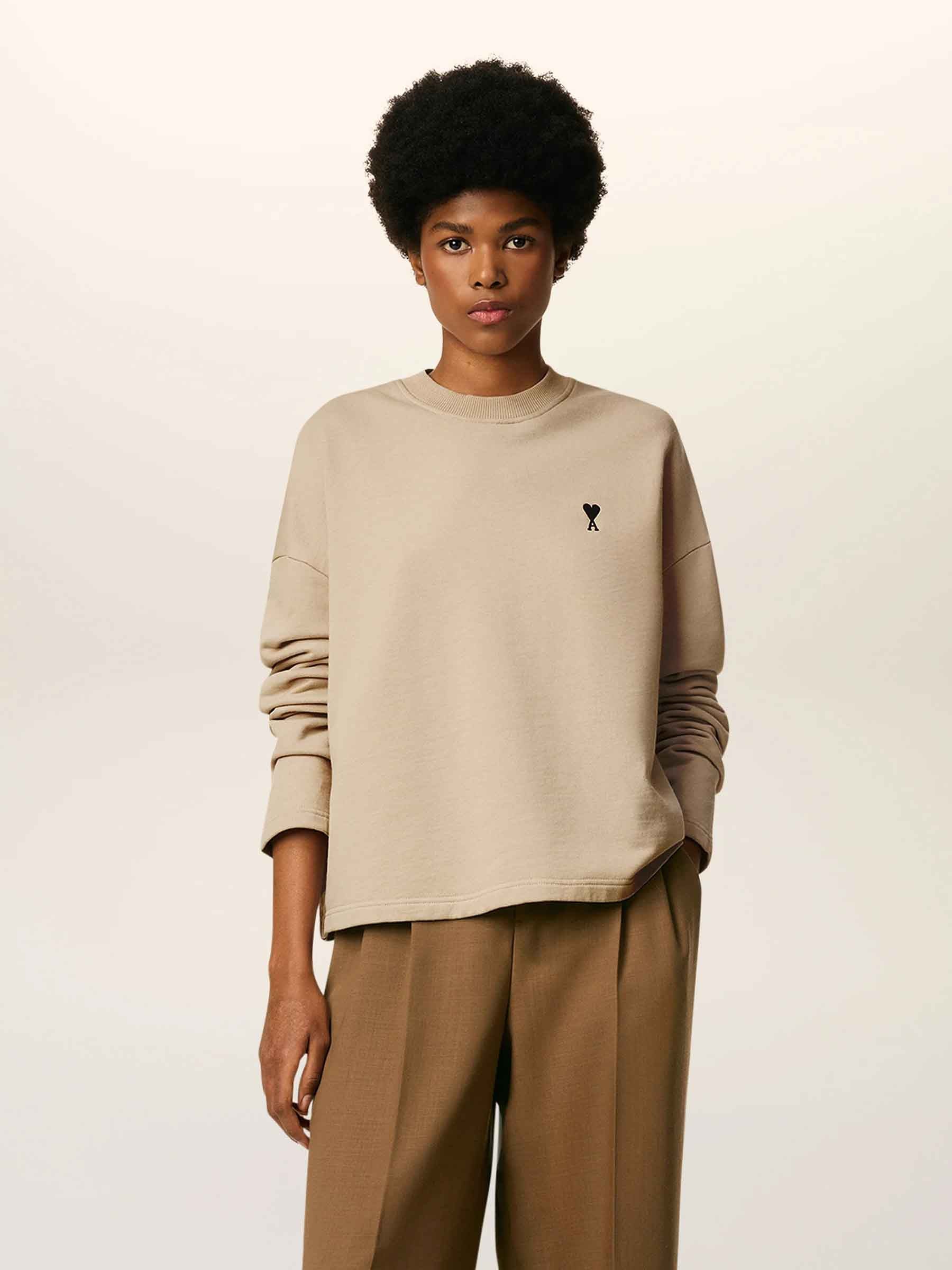 Ami Paris Mujer Barcelona Sudadera de cuello redondo color Beige sku 715-000210 01 - Foto 2