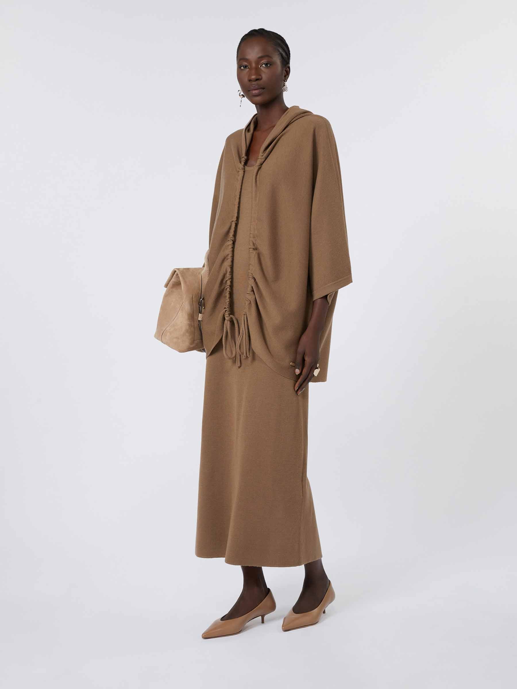 Max Mara Mujer Barcelona Cárdigan Tricot Lana color Camel sku 741-002269 01 - Foto 2