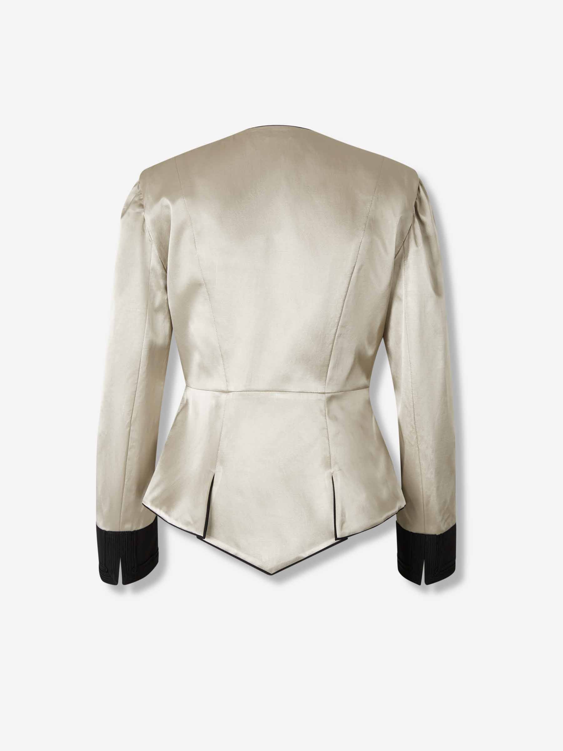 Chloé Mujer Barcelona Blazer Satinada Seda color Plateado sku 741-002276 01 - Foto 2