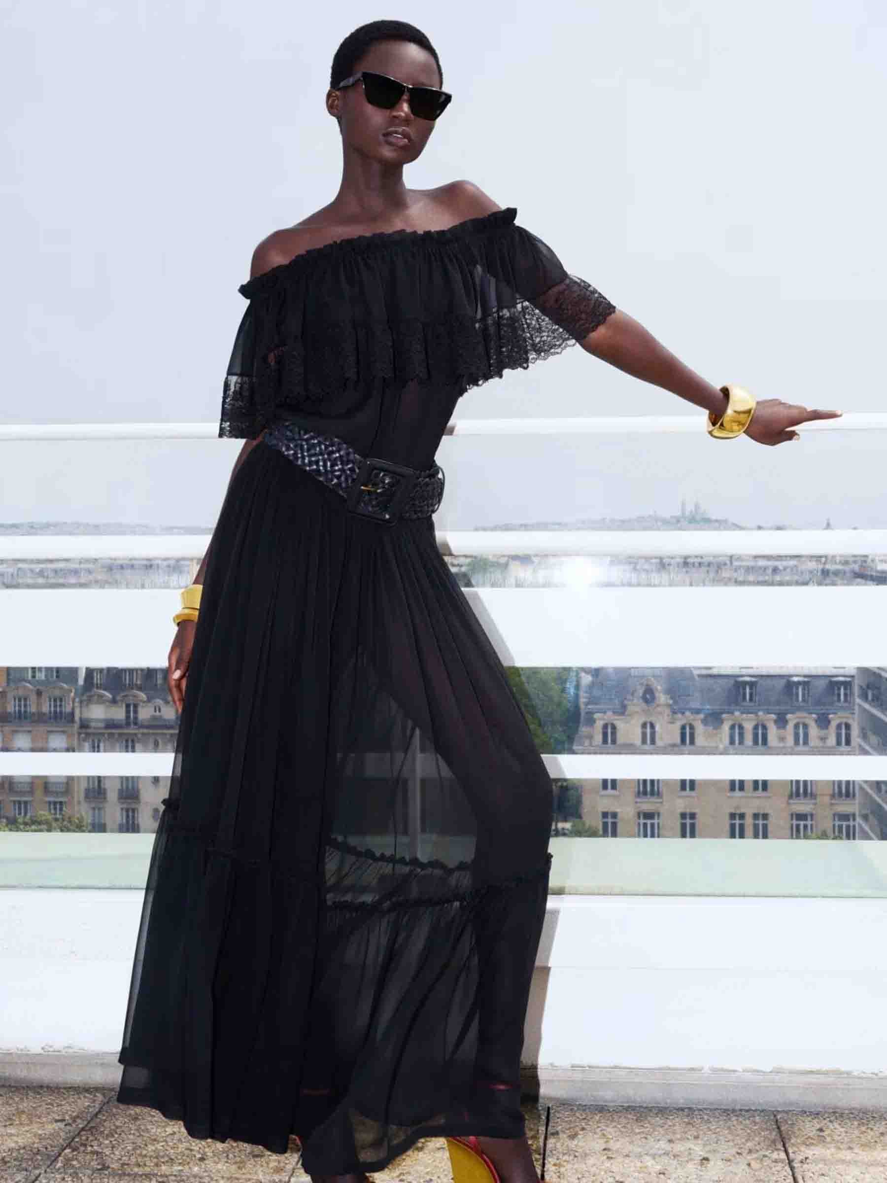 Saint Laurent Mujer Barcelona Falda Maxi Volantes color Negro sku 750-001631 01 - Foto 2