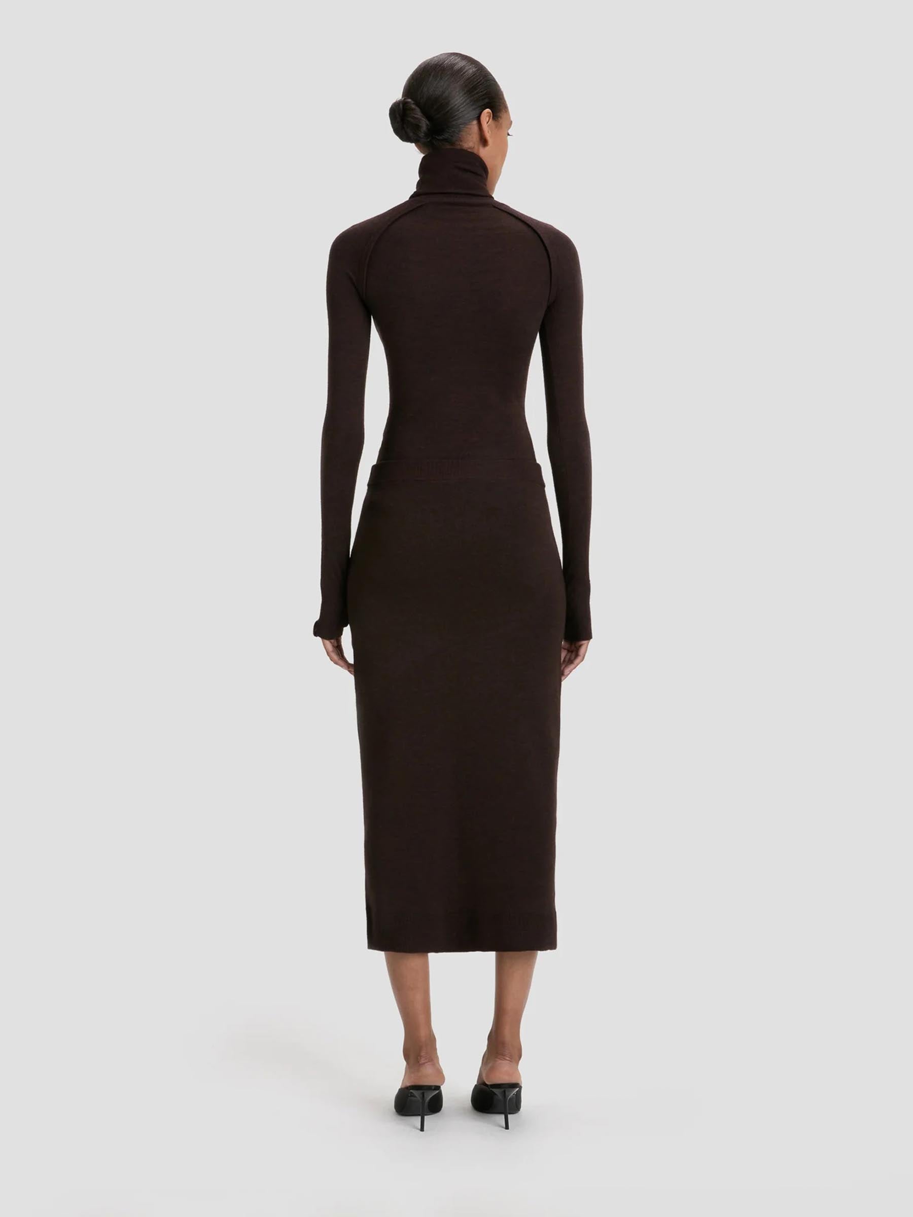 Victoria Beckham Mujer Barcelona Falda Midi Punto color Marrón Oscuro sku 750-001697 01 - Foto 2