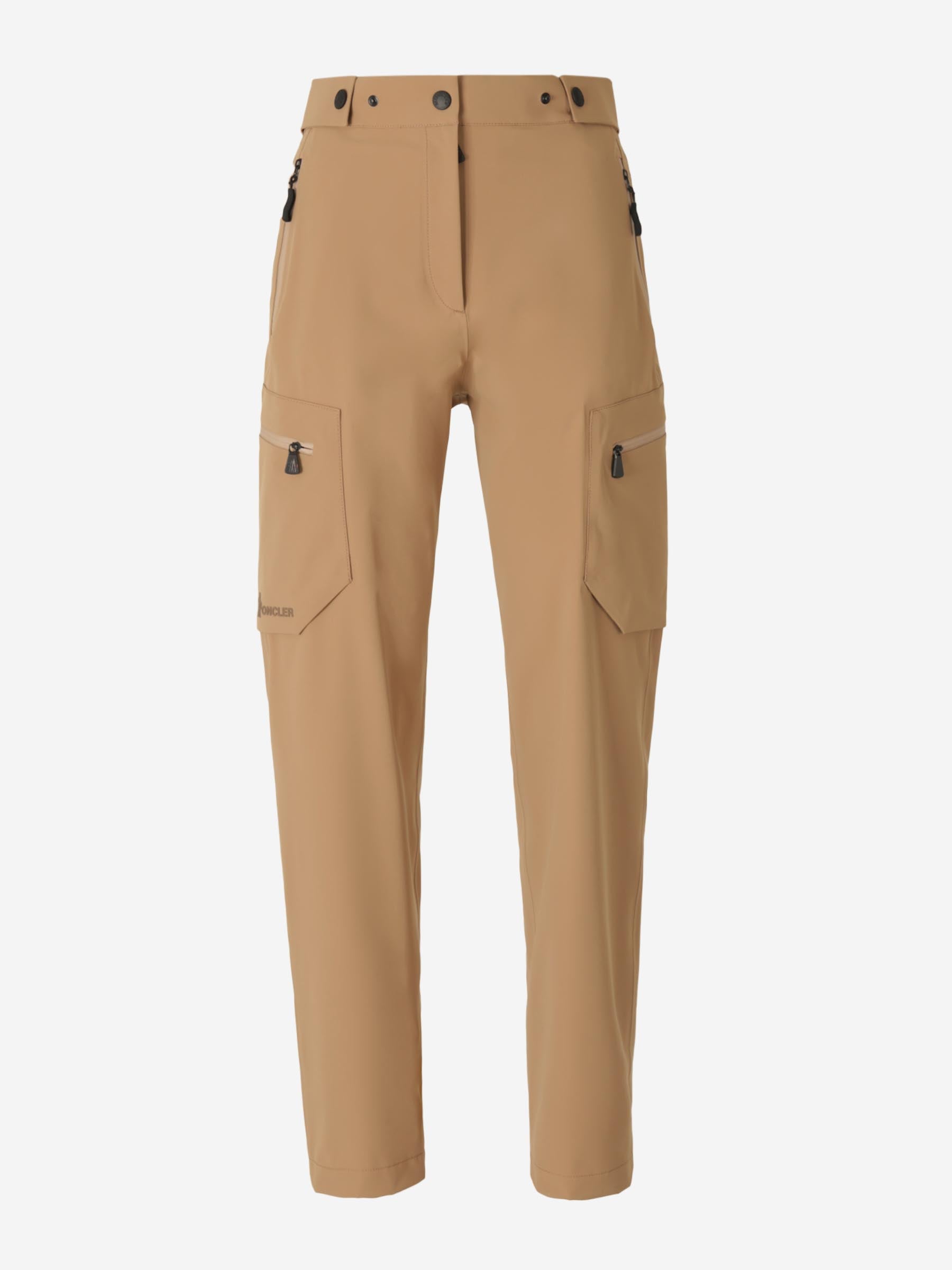 Moncler Grenoble Mujer Barcelona Pantalones Cargo Técnicos color Camel sku 761-003737 01 - Foto 1