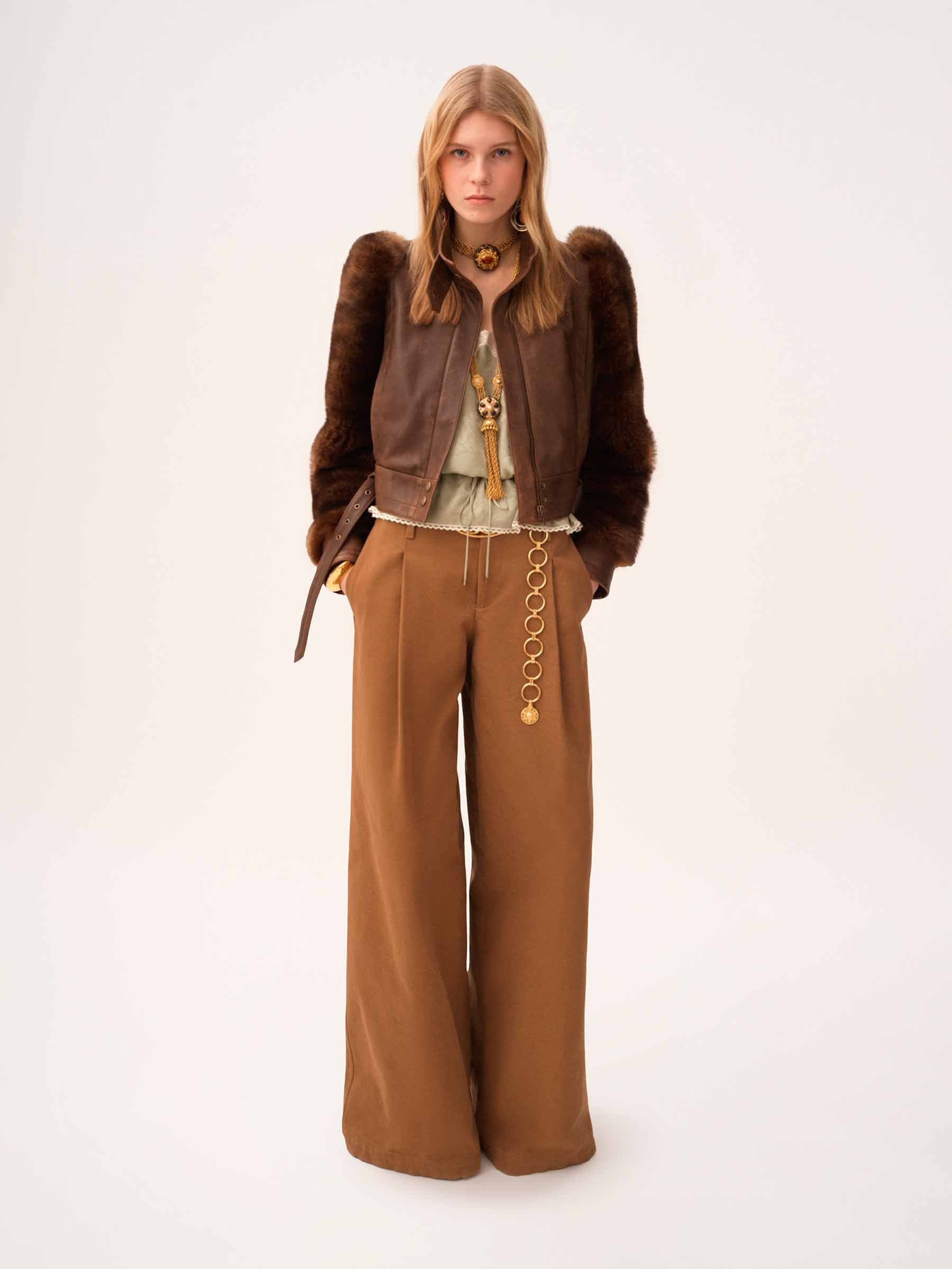Chloé Mujer Barcelona Pantalones Anchos Algodón color Camel sku 761-003814 01 - Foto 2