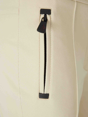 Moncler Grenoble Mujer Barcelona Pantalones Técnicos Slim color Beige sku 761-003896 01 - Foto 3