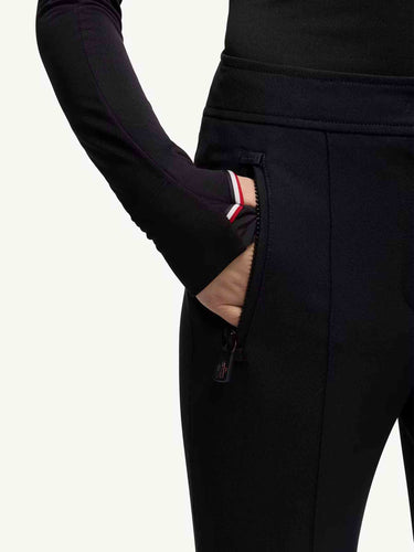 Moncler Grenoble Mujer Barcelona Pantalones Técnicos Slim color Negro sku 761-003896 02 - Foto 4