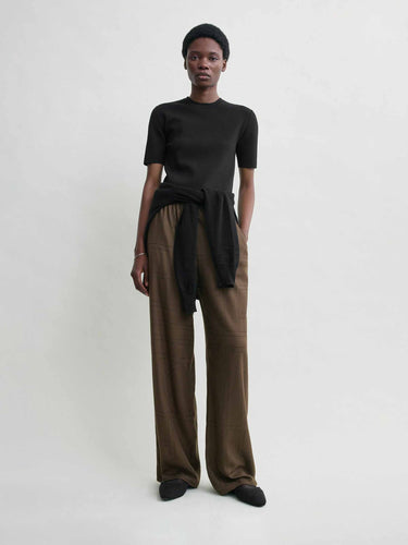 TOTEME Mujer Barcelona Pantalones Anchos Monograma color Marrón Oscuro sku 761-004027 01 - Foto 2