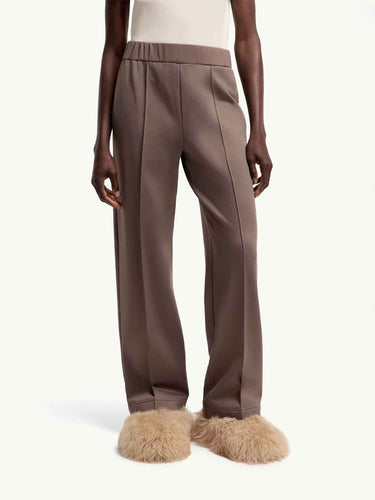 Moncler Mujer Barcelona Pantalones Casual Técnicos color Taupe sku 761-004205 01 - Foto 3