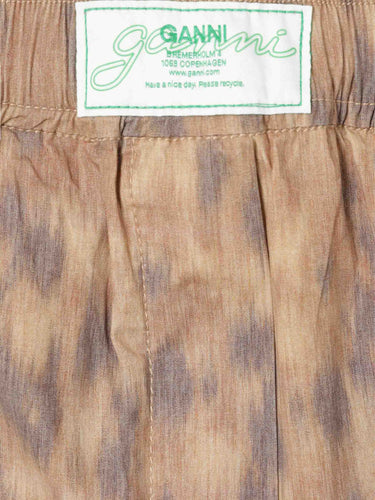 Ganni Mujer Barcelona Shorts Rectos color Marrón sku 762-000569 01 - Foto 3