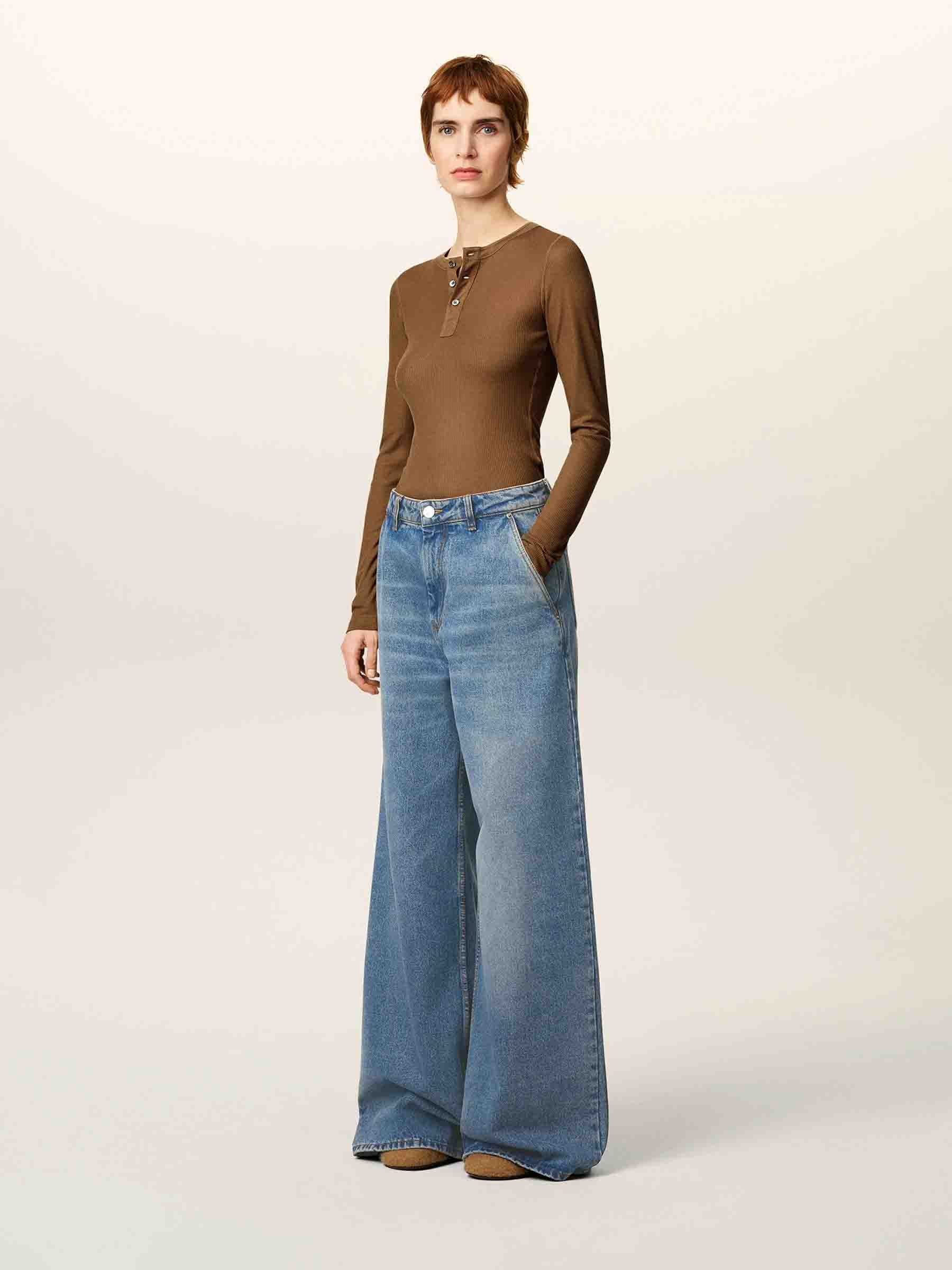 Ami Paris Mujer Barcelona Jeans Extra Anchos color Azul Denim sku 763-001780 01 - Foto 2