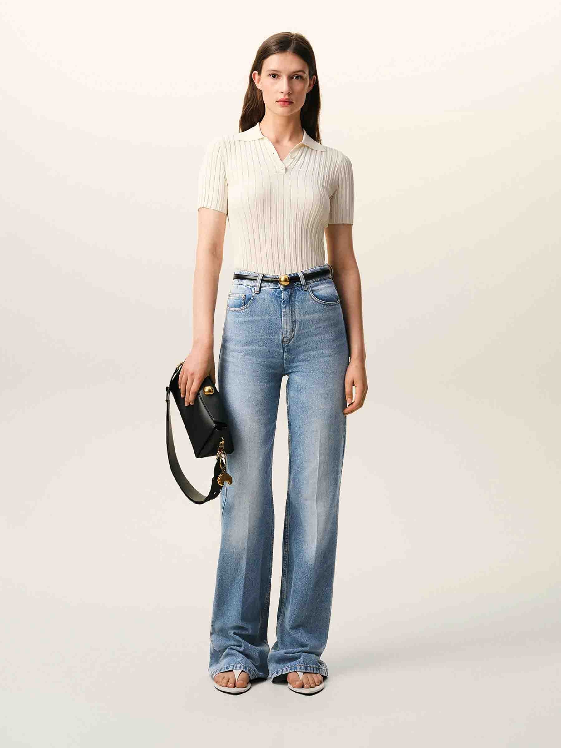 Ami Paris Mujer Barcelona Jeans Acampanados Algodón color Azul Denim sku 763-001873 01 - Foto 2