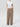 Agolde Mujer Barcelona Jeans Anchos Shaw color Camel sku 763-001930 01 - Foto 2