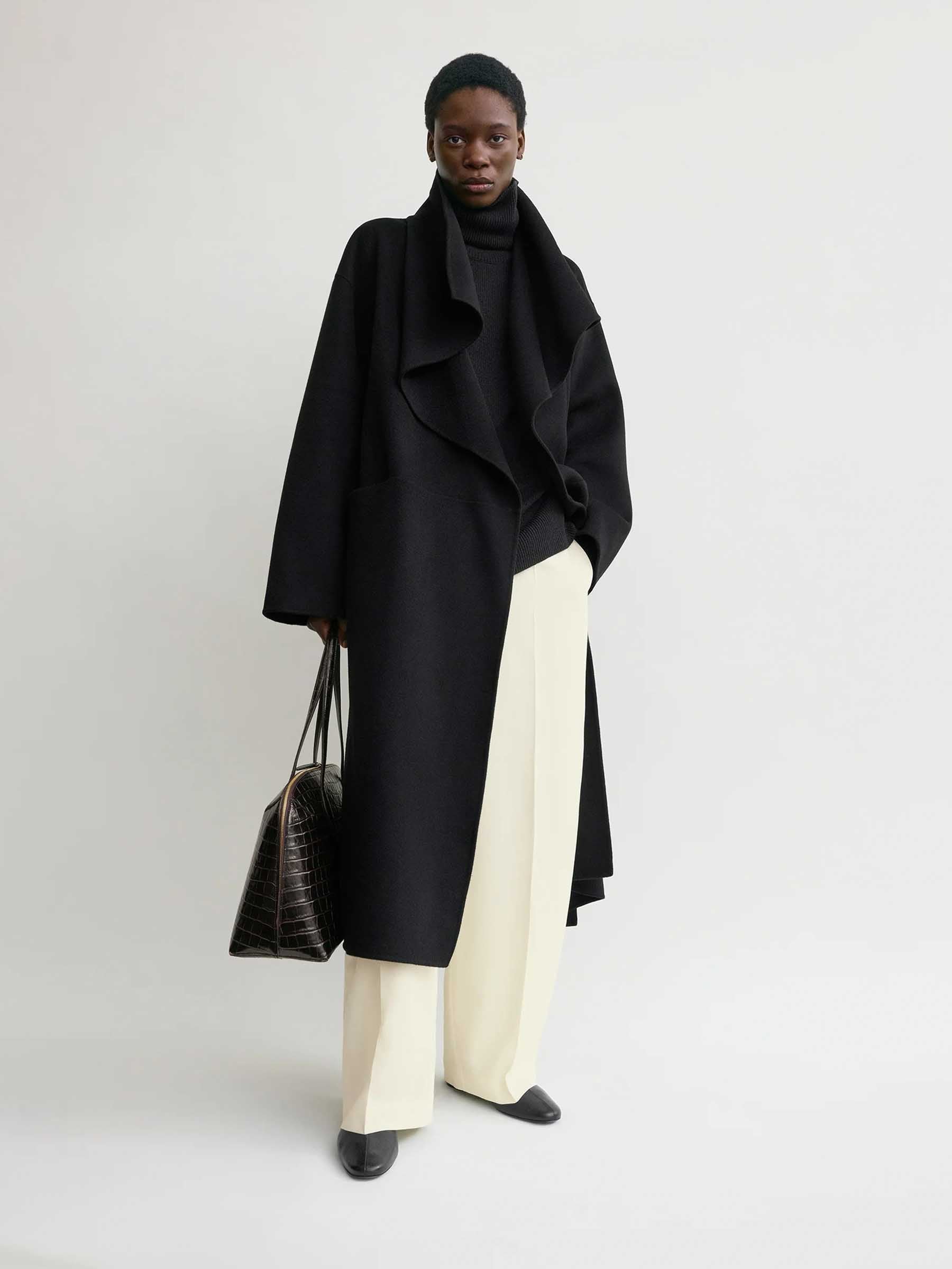 TOTEME Mujer Barcelona Abrigo Largo Signature color Negro sku 771-001624 01 - Foto 2