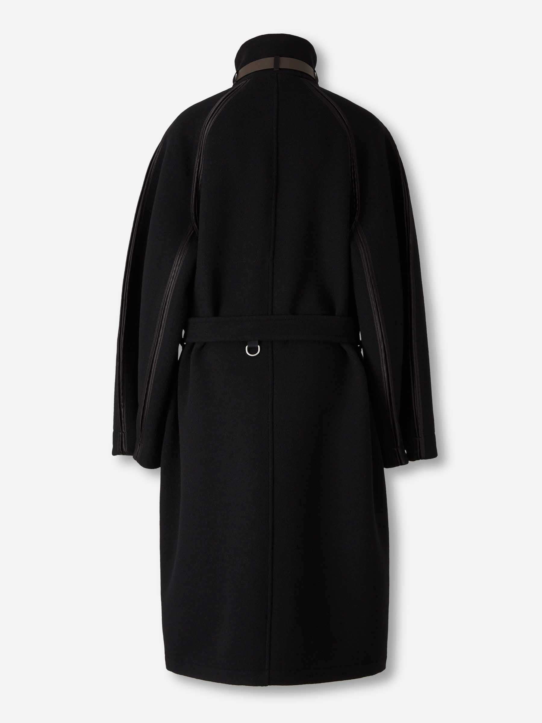 Lemaire Mujer Barcelona Abrigo Largo Duffle color Negro sku 771-001635 01 - Foto 2