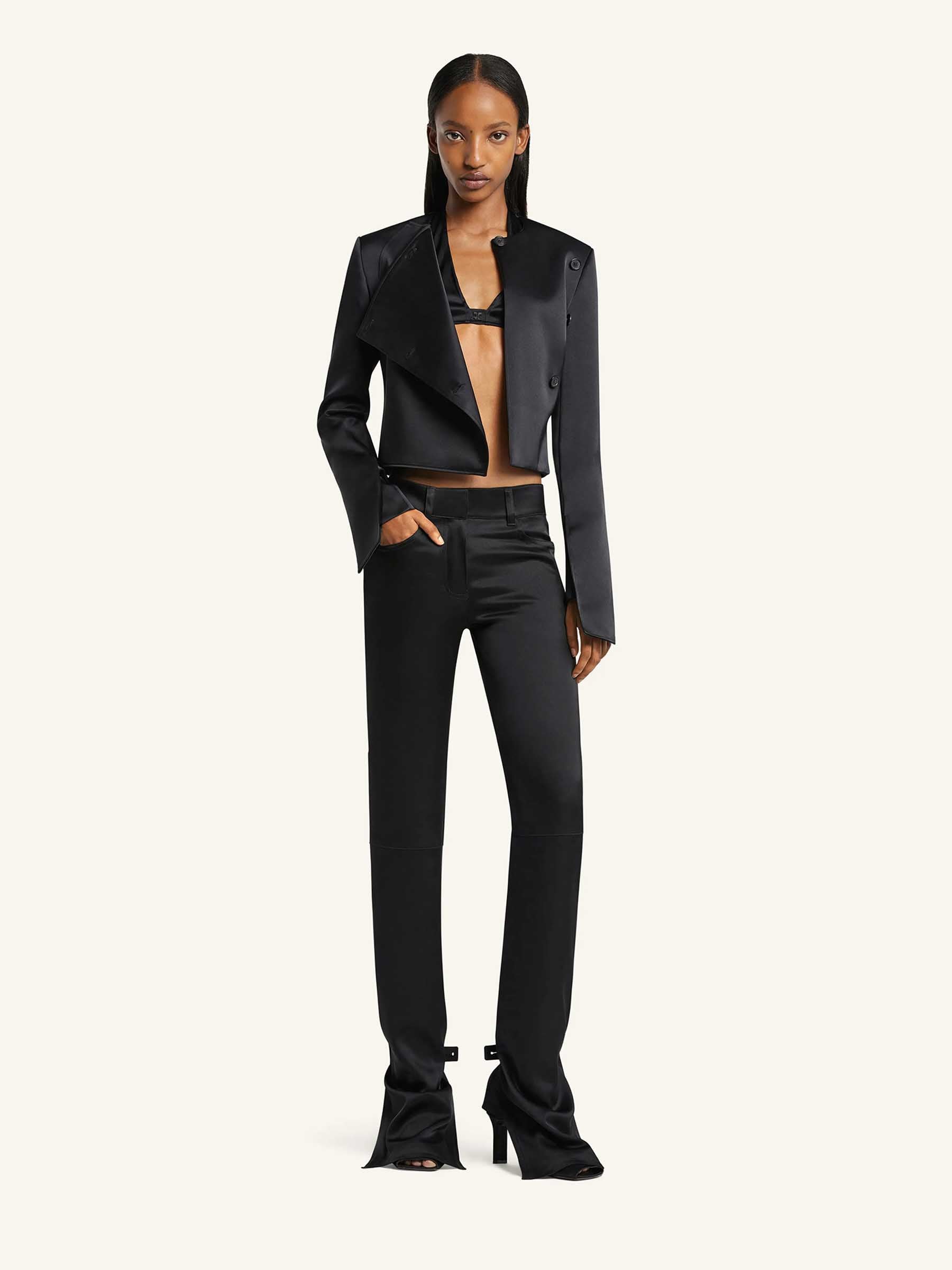 Courrèges Mujer Barcelona Chaqueta Satén Oblicua color Negro sku 771-001666 01 - Foto 2