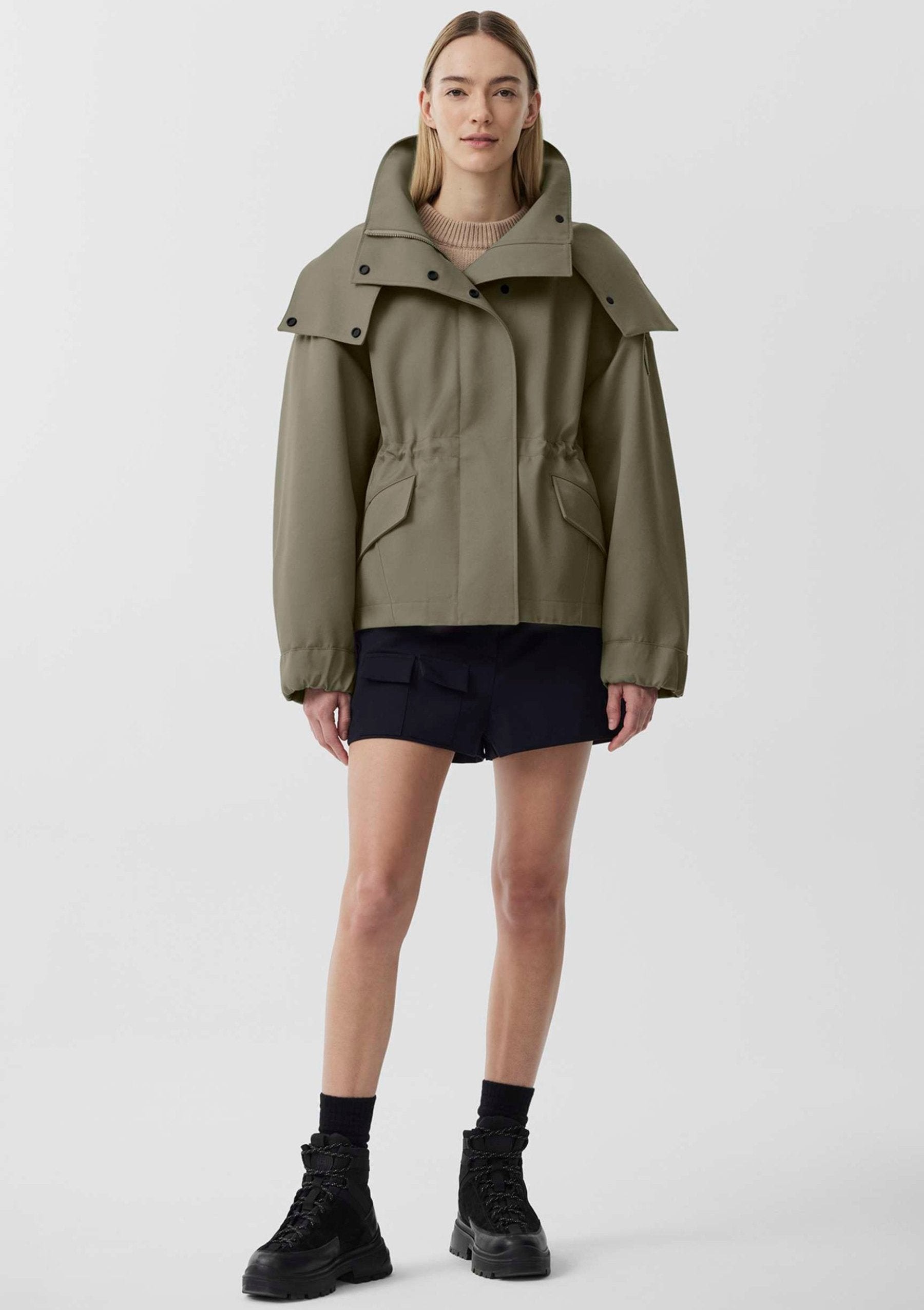 Canada Goose Mujer Barcelona Chaqueta Técnica Capucha color Verde sku 772-001422 02 - Foto 2
