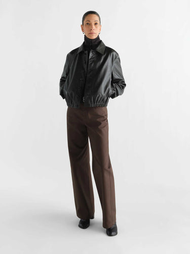 Lemaire Mujer Barcelona Chaqueta Piel Lisa color Marrón Oscuro sku 772-001611 01 - Foto 2