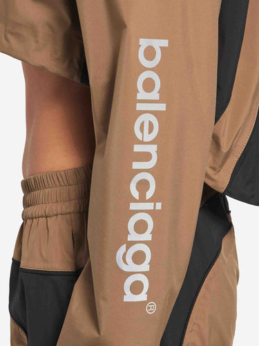 Balenciaga Mujer Barcelona Chaqueta Técnica Cropped color Camel sku 772-001640 01 - Foto 5