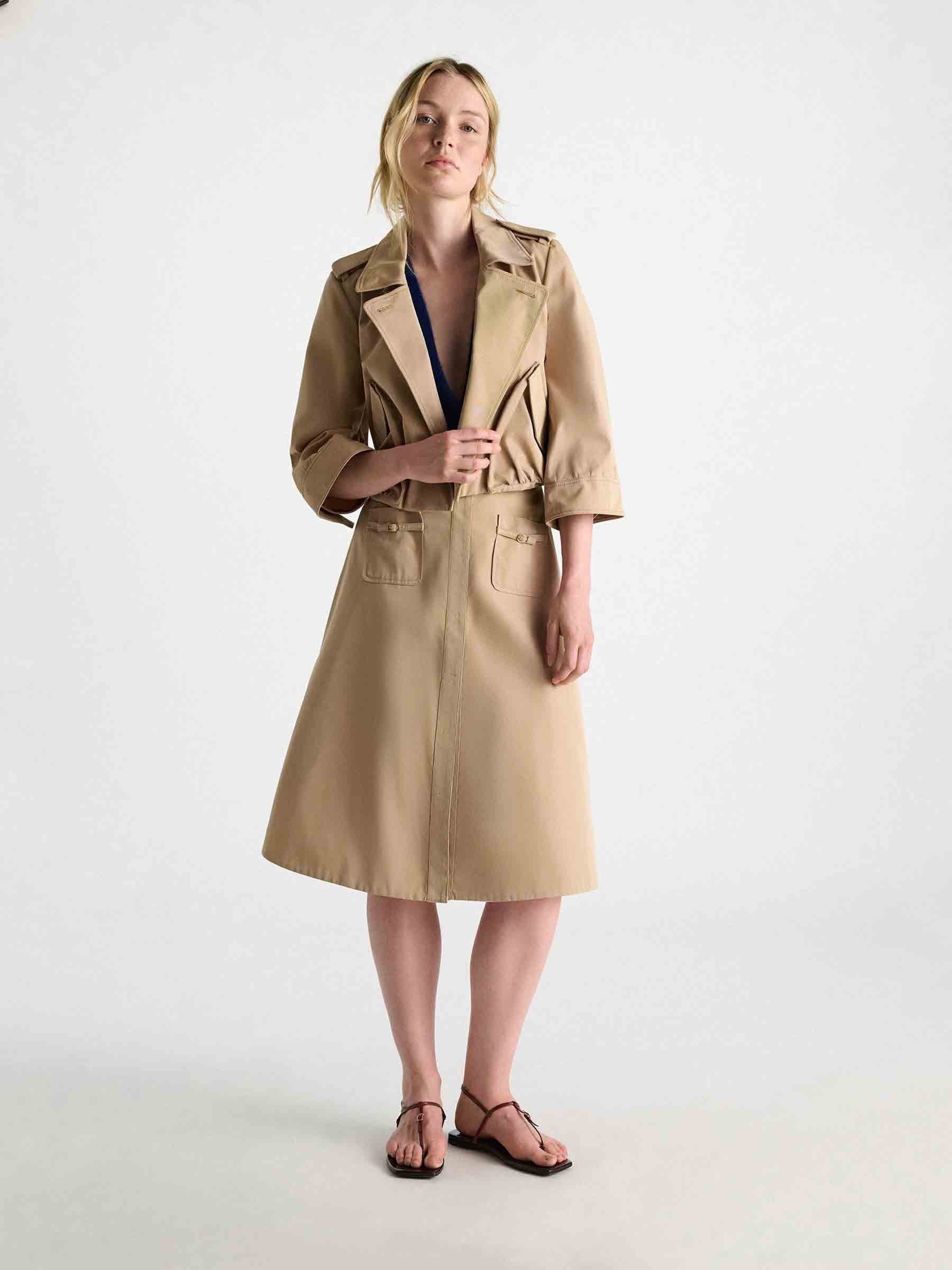 Dorothee Schumacher Mujer Barcelona Gabardina Corta color Camel sku 772-001646 01 - Foto 2