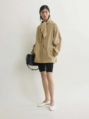 TOTEME Mujer Barcelona Gabardina Capucha Lazada color Camel sku 773-000292 01 - Foto 2