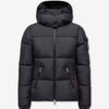 Moncler Mujer Barcelona Plumífero Corto Fourmines color Negro sku 774-000598 02 - Foto 1