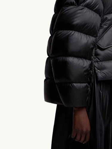 Moncler Genius Edward Enninful Mujer Barcelona Plumífero Corto Blas color Negro sku 774-000621 01 - Foto 4