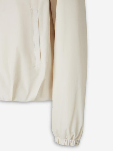 Moncler Mujer Barcelona Plumífero Corto Pervenche color Blanco sku 774-000631 01 - Foto 7