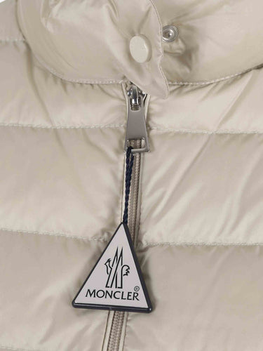 Moncler Mujer Barcelona Plumífero Corto Lans color Marfil sku 774-000634 01 - Foto 4