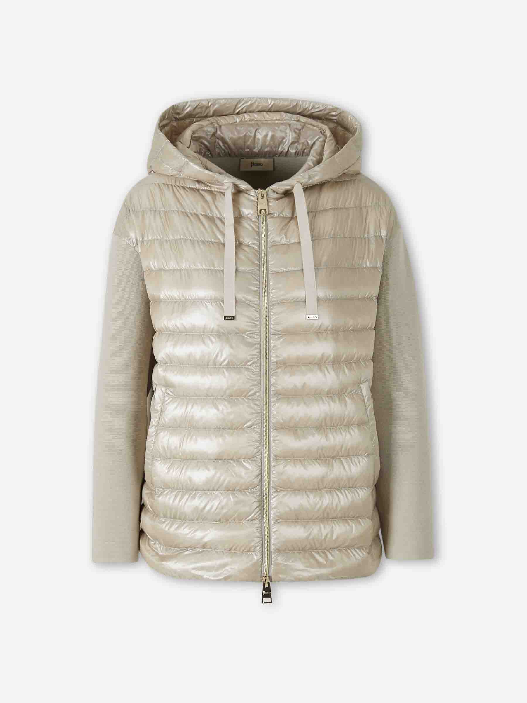 Herno Mujer Barcelona Plumífero Corto Punto color Taupe sku 774-000642 01 - Foto 1