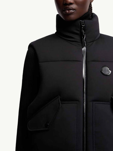Moncler Genius Edward Enninful Mujer Barcelona Chaleco Plumífero Otis color Negro sku 775-000233 01 - Foto 4
