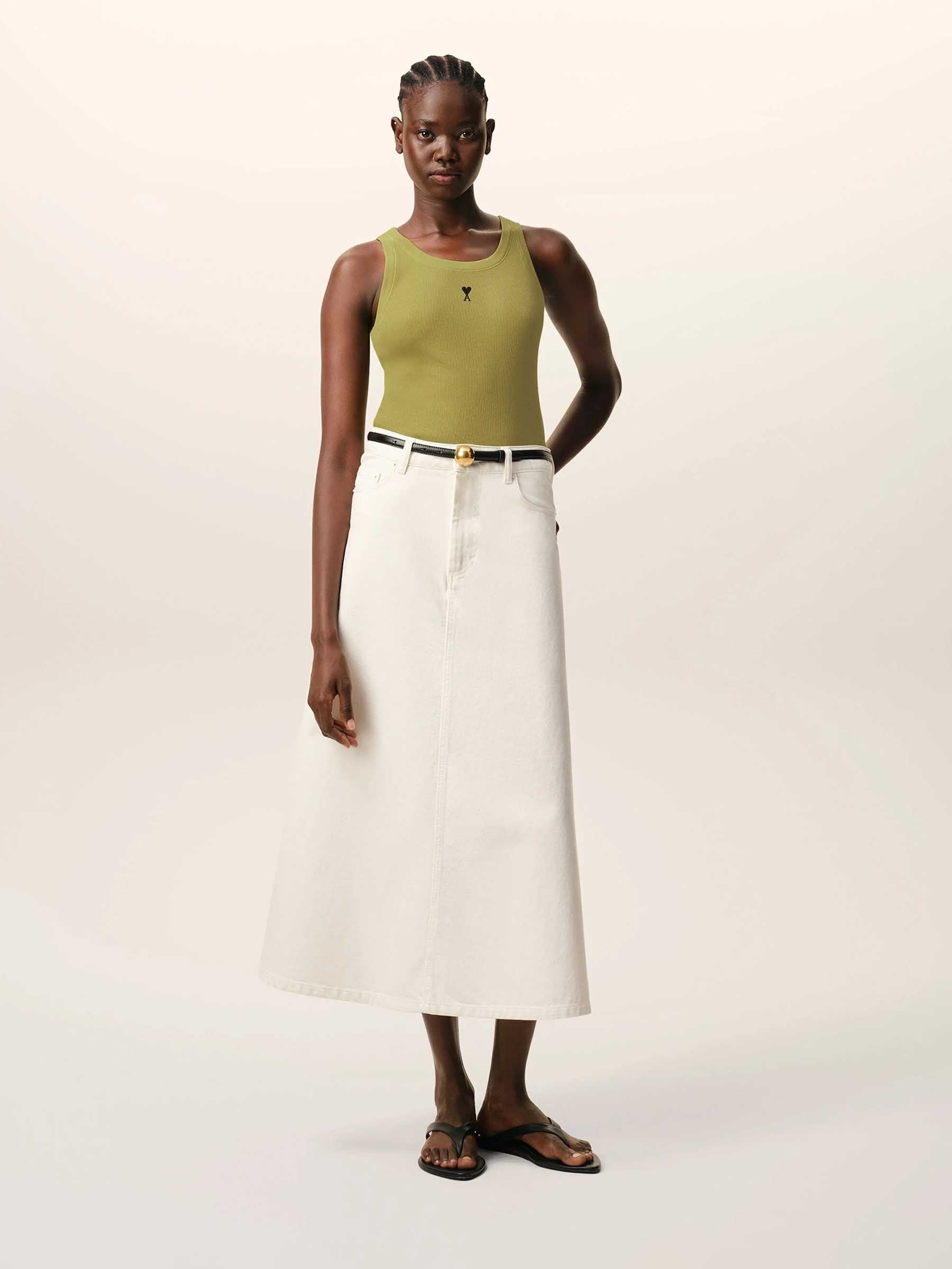 Ami Paris Mujer Barcelona Top Ami de Cœur color Verde sku 782-001889 03 - Foto 2