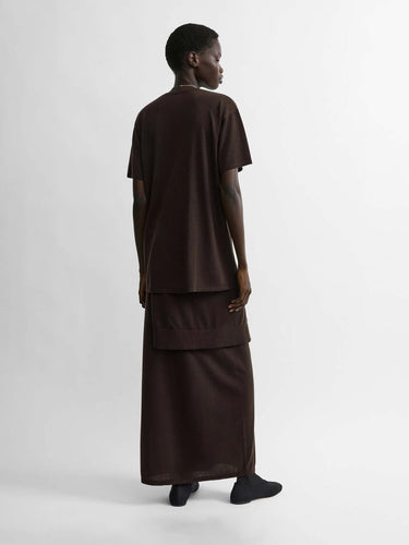 TOTEME Mujer Barcelona Camiseta Punto Fino color Marrón Oscuro sku 782-001960 01 - Foto 3