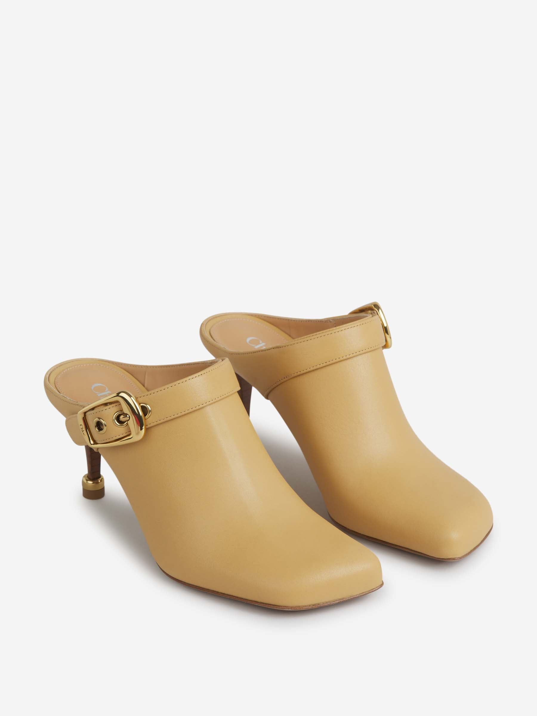 Chloé Mujer Barcelona Mules Andrea Hebilla color Beige sku 800-005449 01 - Foto 2