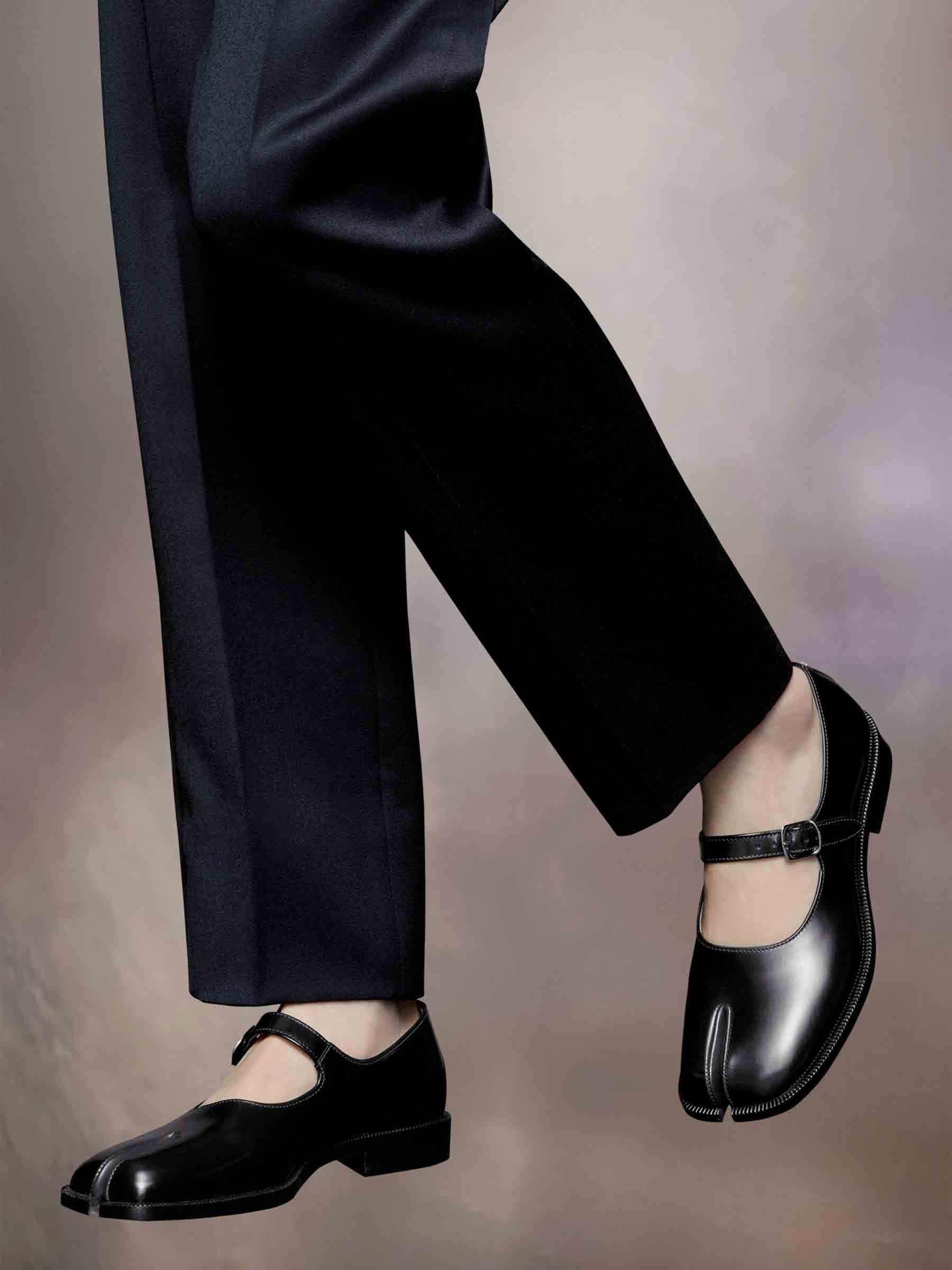 Maison Margiela – Mary Janes Tabi Shoes Mujer 800-005473 01