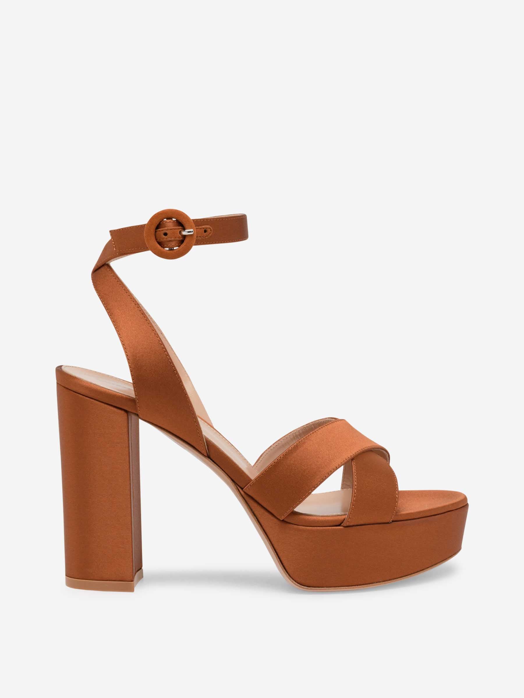 Gianvito Rossi Mujer Barcelona Sandalias Tacón Sabrina color Camel sku 800-005549 00 - Foto 1