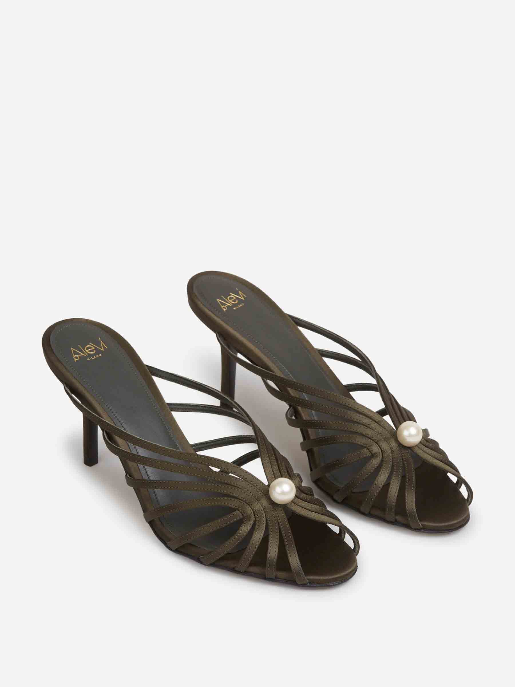 Aleví Milano Mujer Barcelona Sandalias Tacón Diana color Verde Oscuro sku 801-000056 01 - Foto 2