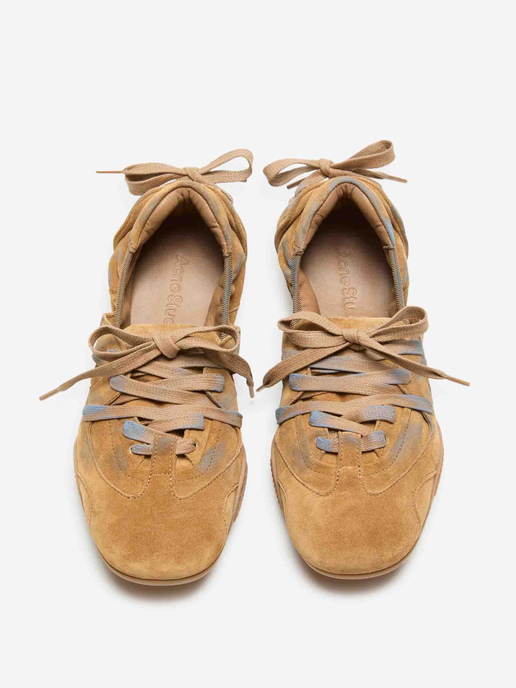 Acne Studios  Barcelona Sneakers Lace-up Suede color Caramelo sku 802-000032 01 - Foto 2