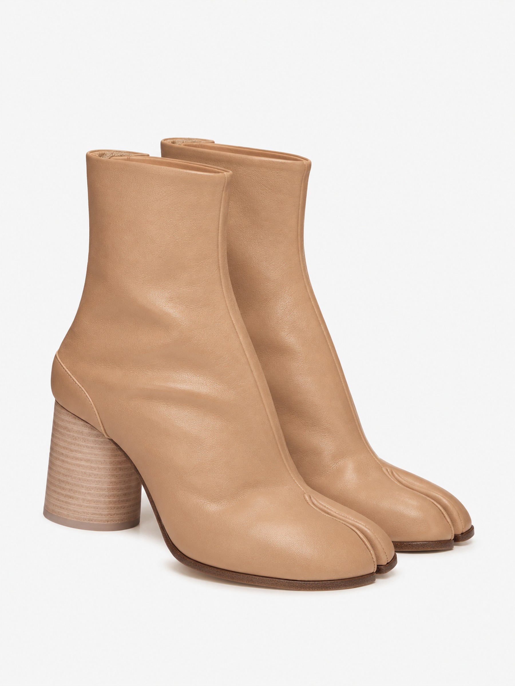 Maison Margiela – Maison Margiela Tabi Leather Boots in Barcelona